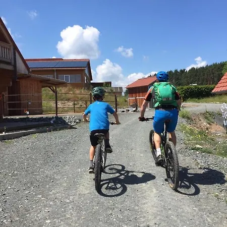 Semesterbostad Ferienblockhaus 6 Hoelle *